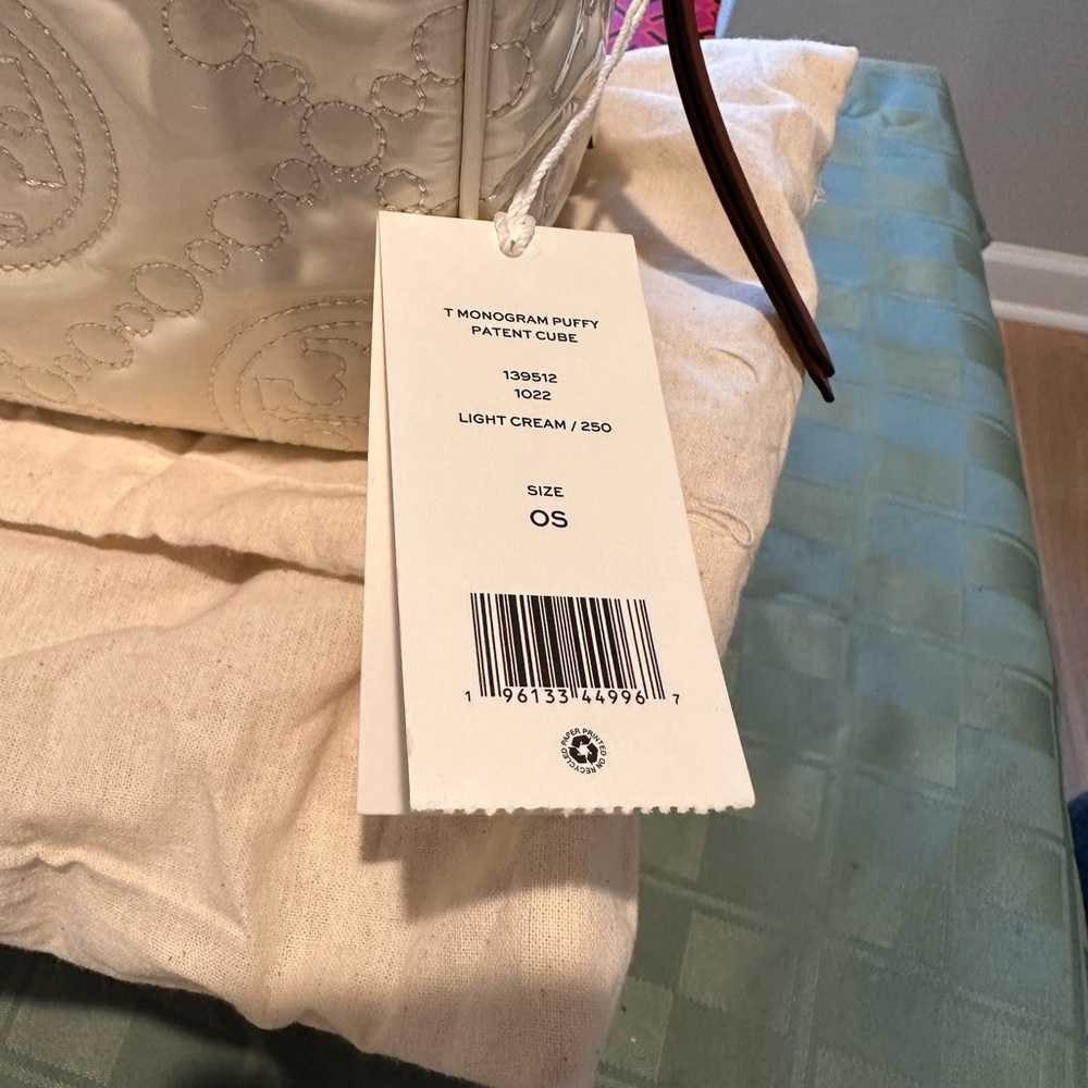 Tory Burch Cream Crossbody Bag - Picture 3 of 4